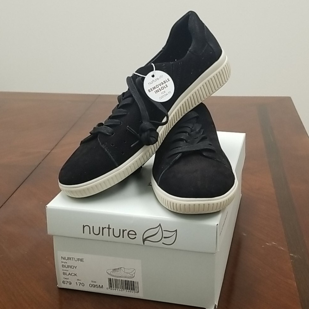 Nurture black leather lace up sneakers NWT